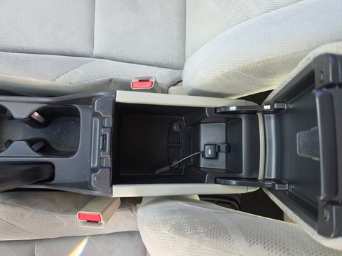 Used 2012 Honda Civic LX image 39