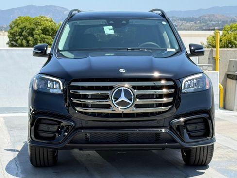 New 2026 Mercedes-Benz GLS 450 4MATIC image 4