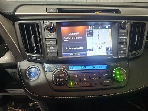 Used 2016 Toyota RAV4 Limited AWD/4WD image 20