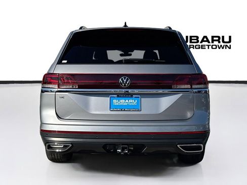 Used 2024 Volkswagen Atlas SE image 6