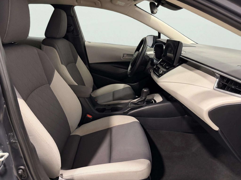 Used 2023 Toyota Corolla LE FWD image 25