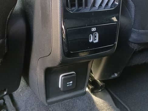 Used 2025 Jeep Compass Limited w/ Elite Group AWD/4WD image 28