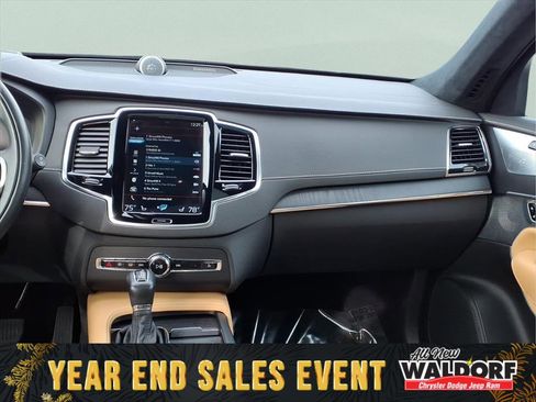 Used 2021 Volvo XC90 T6 Inscription w/ Lounge Package image 14