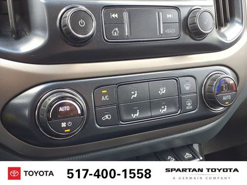 Used 2022 Chevrolet Colorado Z71 w/ Safety Package AWD/4WD image 23