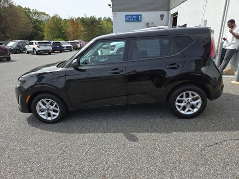 Used 2023 Kia Soul LX w/ Option Group 015 image 7