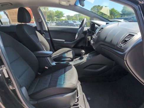 Used 2016 Kia Forte LX FWD image 29