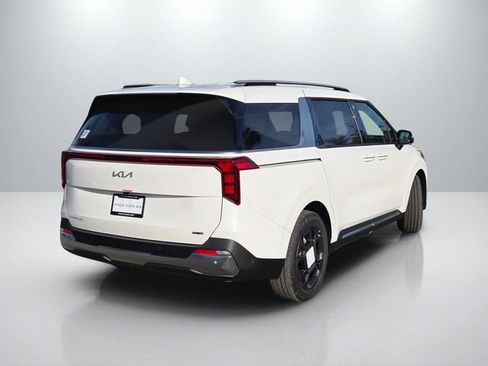 New 2026 Kia Carnival SX image 5