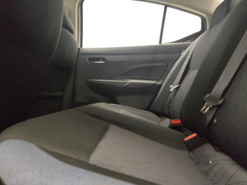 Used 2025 Nissan Versa SV FWD image 18
