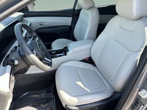 Used 2025 Hyundai Tucson SEL image 21