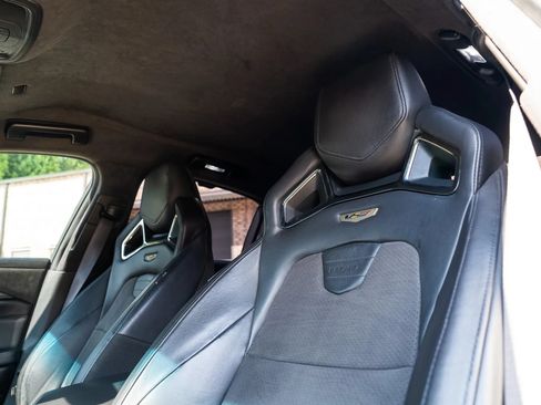 Used 2018 Cadillac CTS V w/ Luxury Package RWD image 24