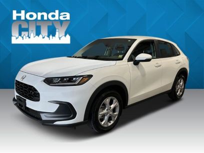 Used 2025 Honda HR-V LX