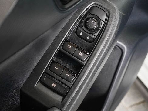 Used 2024 Subaru Crosstrek 2.0i Premium image 42