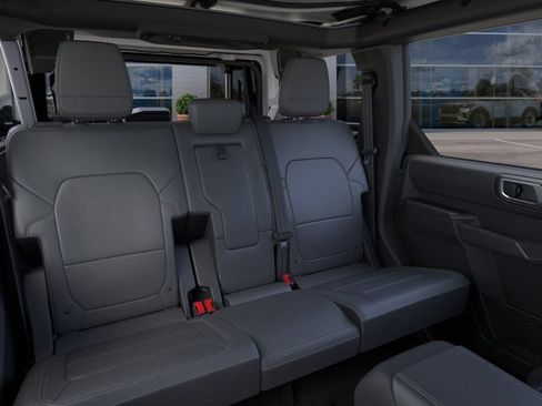New 2026 Ford Bronco Outer Banks AWD/4WD image 11