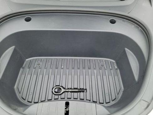 Used 2022 Tesla Model 3 Long Range image 11
