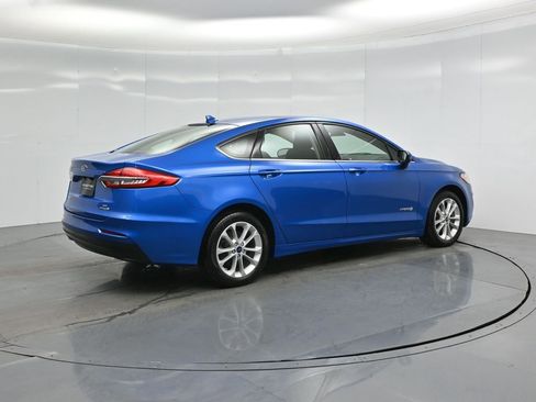 Certified 2019 Ford Fusion SE FWD image 25