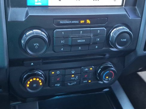 Used 2018 Ford F150 XLT w/ Equipment Group 302A Luxury RWD image 18