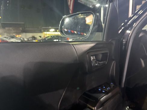 Used 2022 Toyota Tacoma TRD Sport w/ TRD Premium Sport Package image 24