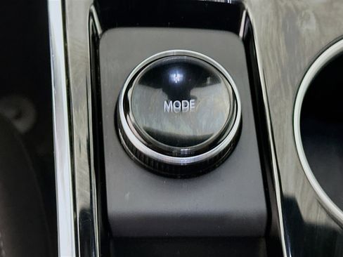 Used 2026 Chevrolet Equinox LT image 26