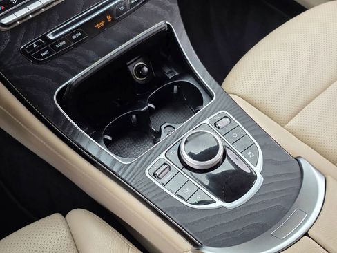 Used 2019 Mercedes-Benz GLC 300 4MATIC Coupe image 23