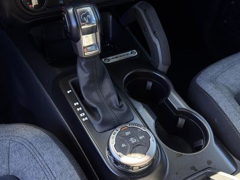 Used 2021 Ford Bronco Big Bend image 19