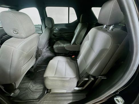 Used 2022 Chevrolet Traverse LT w/ LPO, Floor Liner Package AWD/4WD image 15