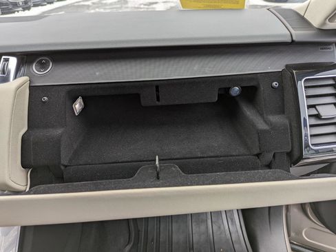 Used 2021 Land Rover Range Rover Sport HSE Silver Edition image 34