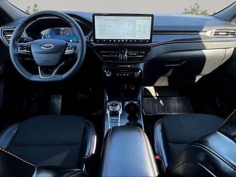 Used 2025 Ford Escape ST-Line Elite image 16