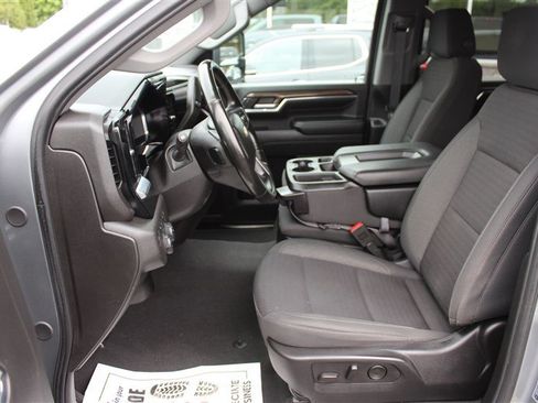Used 2024 Chevrolet Silverado 2500 LT w/ All Star Edition AWD/4WD image 18