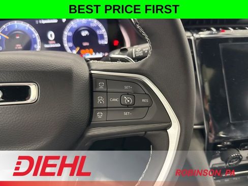 New 2026 Jeep Grand Cherokee L Laredo AWD/4WD image 28