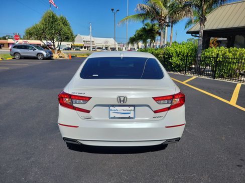 Used 2019 Honda Accord Sport image 7
