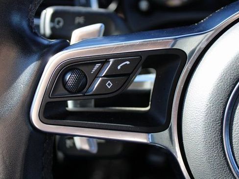 Used 2018 Porsche Macan Sport Edition AWD/4WD image 30