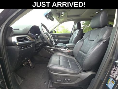 Used 2021 Kia Telluride SX w/ Towing Package FWD image 14