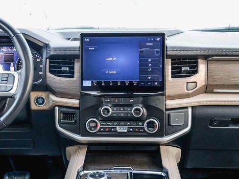 Used 2024 Ford Expedition Max Limited image 14