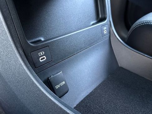 Used 2025 Toyota bZ4X FWD image 20