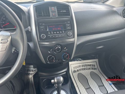 Used 2016 Nissan Versa SV image 14