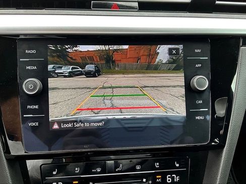 Used 2023 Volkswagen Arteon SEL Premium w/ Arteon MDO Package image 15