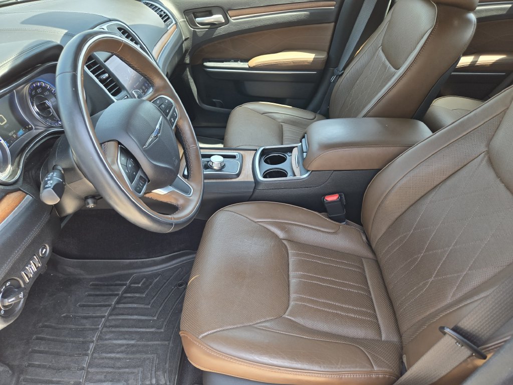 Used 2018 Chrysler 300 C w/ Sun, Sound & Nav Package RWD image 18