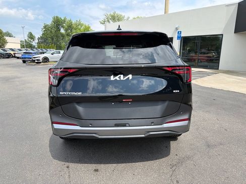 New 2026 Kia Sportage LX AWD/4WD image 9