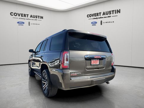 Used 2020 GMC Yukon Denali w/ Denali Ultimate Package image 3