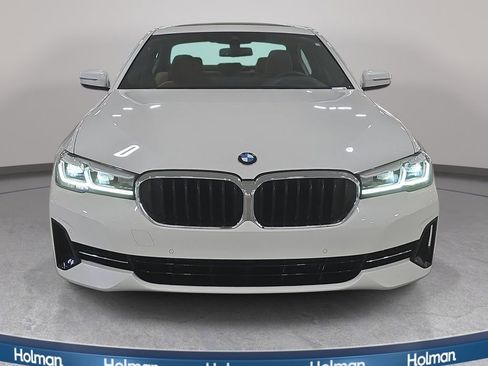 Used 2023 BMW 540i w/ Premium Package RWD image 3