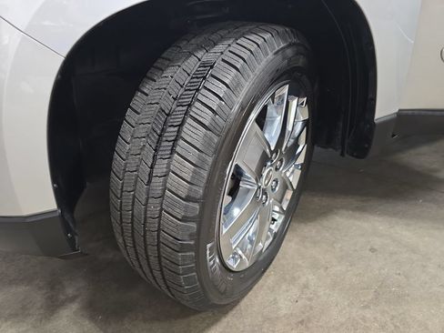 Used 2017 GMC Acadia Limited SLT FWD image 36