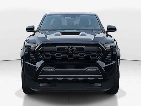 Used 2024 Toyota Tacoma TRD Sport image 11