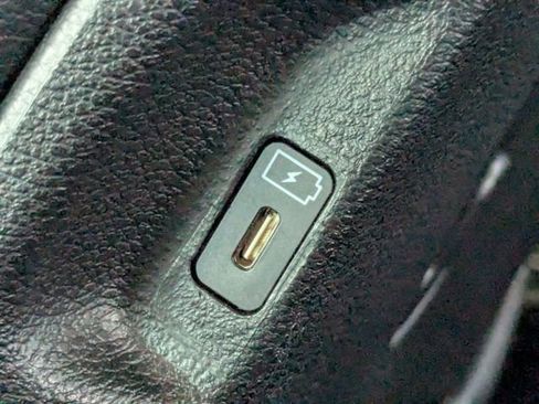 Certified 2024 Kia Telluride EX w/ EX Captain's Chair Package image 20