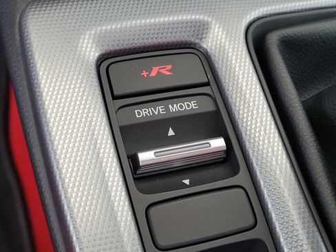 Used 2025 Honda Civic Type R image 13