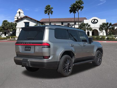 Certified 2025 Lexus GX 550 AWD/4WD image 2