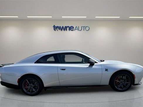 Used 2024 Dodge Charger R/T Scat Pack w/ Plus Group image 6