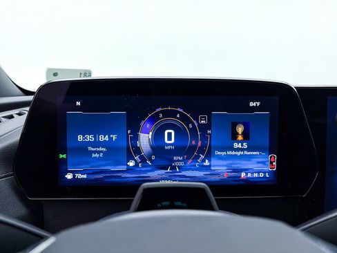 Used 2025 Chevrolet Traverse High Country FWD image 35