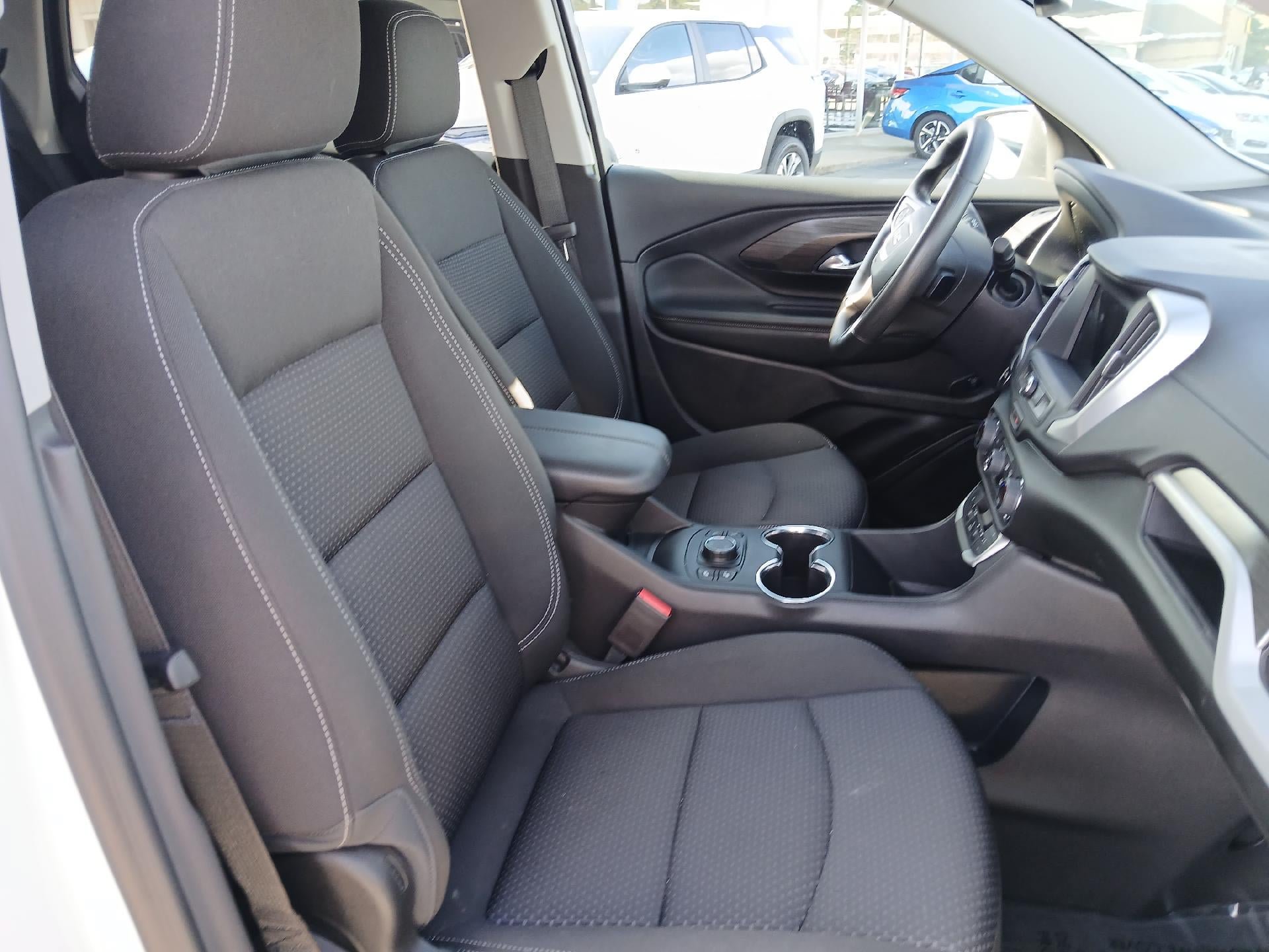 Used 2024 GMC Terrain SLE w/ Driver Convenience Package AWD/4WD image 21