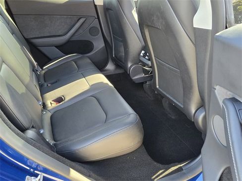 Used 2024 Tesla Model Y Long Range image 15