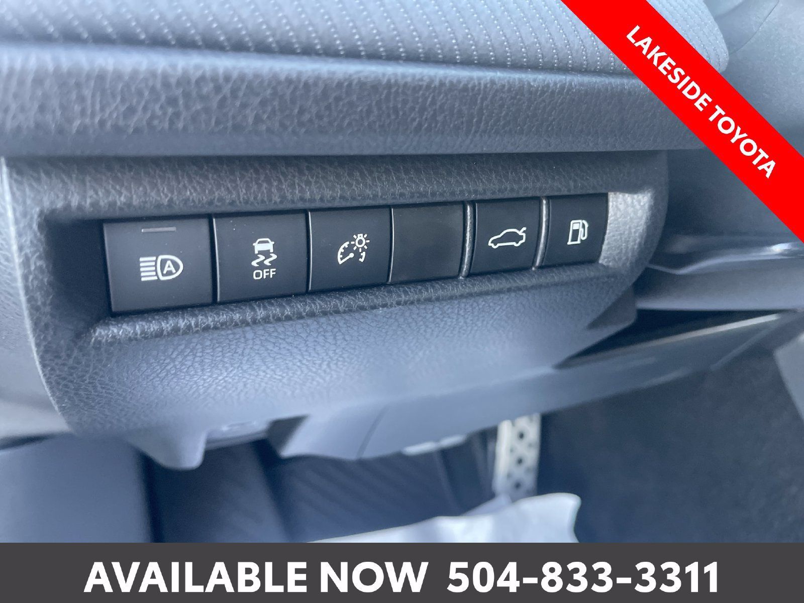 Used 2026 Toyota Camry SE w/ Multimedia Upgrade Package FWD image 25